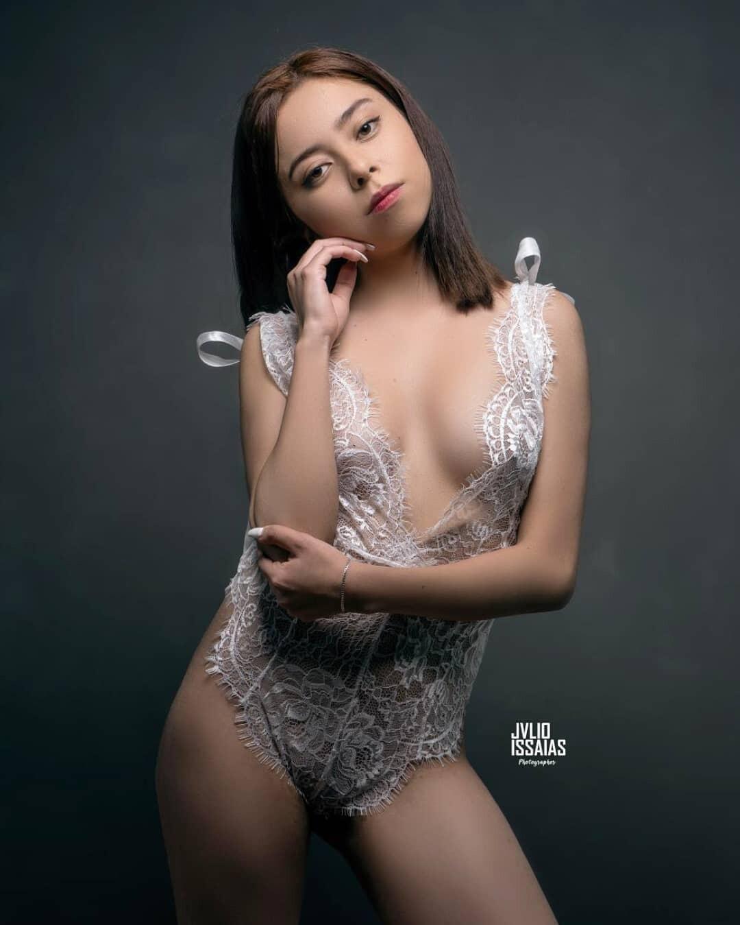 Alma Hernandez / almasalvatorehdz Nude OnlyFans Vazamentos 1