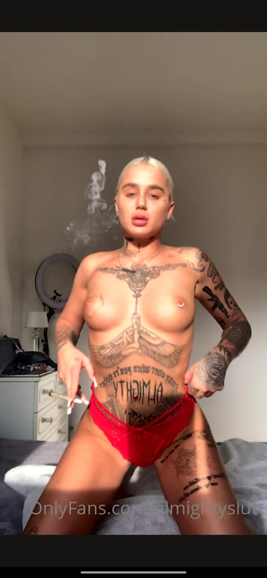 Almightyslutt / Amy Almighty Nude OnlyFans Vazamentos 1