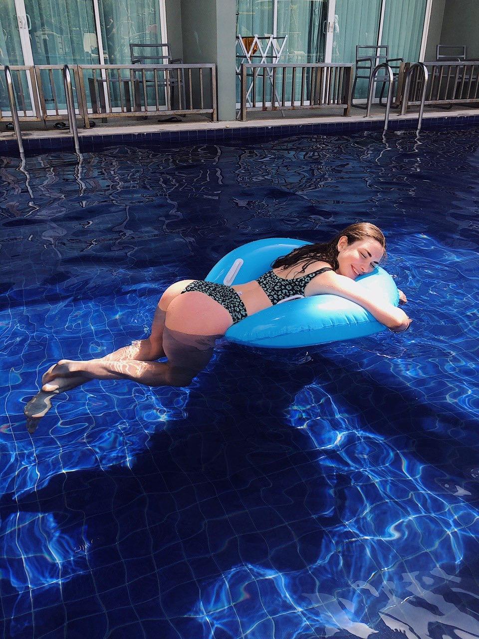 Ahrinyan / Arina Berdnikova Nude Vazamentos do OnlyFans 1