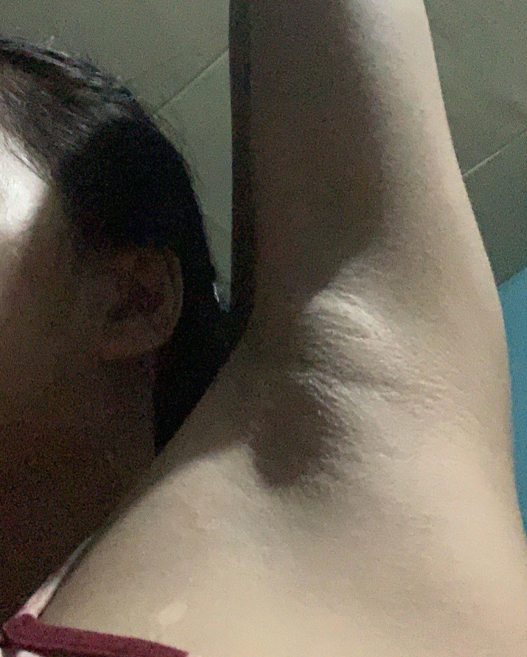 Fetiche de Axilas / nextdoormisha Nude Vazamentos do OnlyFans 1
