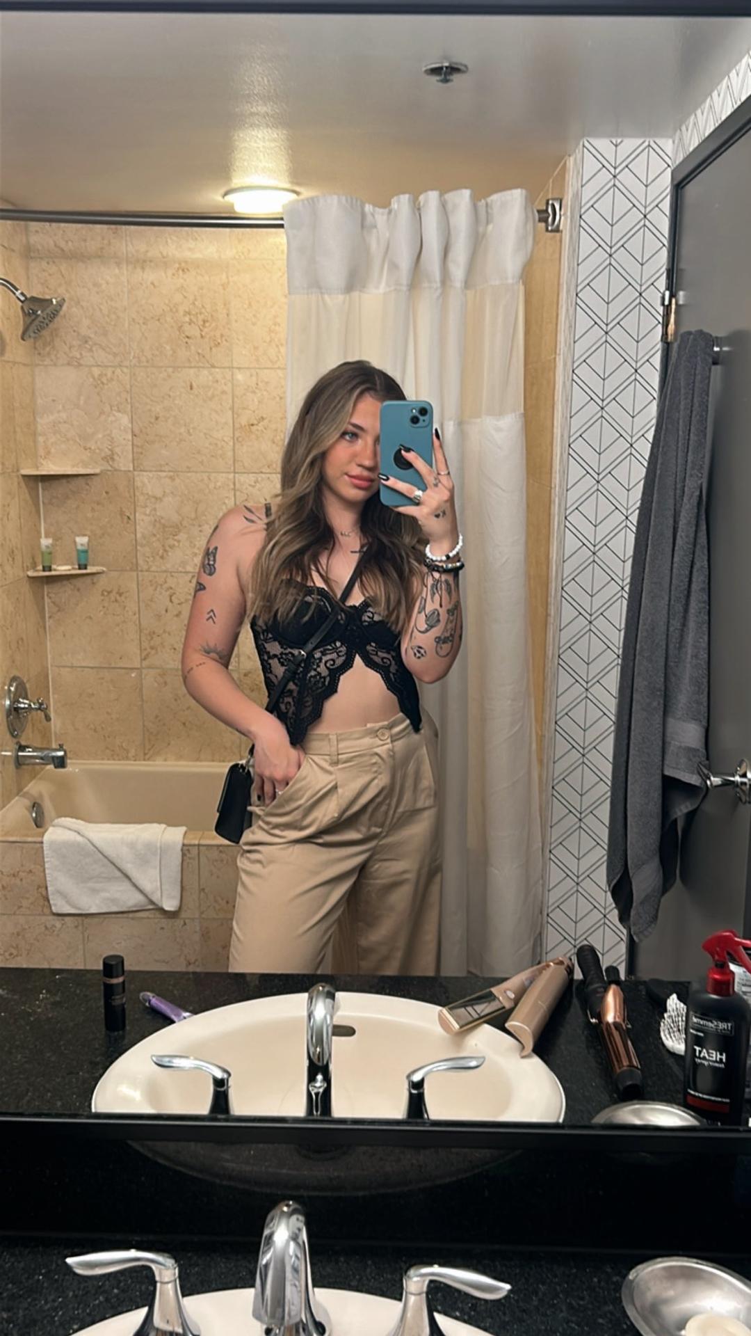 BaileyGoat / leragazzedivatuttobene Nude OnlyFans Vazamentos 1