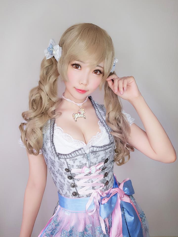 Ely Cosplay / eeelyeee Vazamentos Nus do Patreon 14