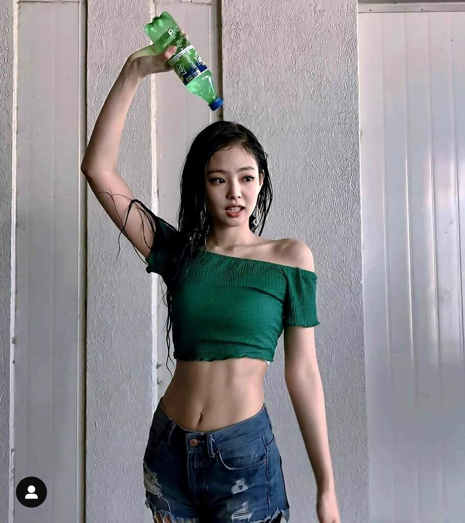 Blackpink / Jennie | BLΛƆKPIИK / sheflieshigh Nude OnlyFans Vazamentos 1