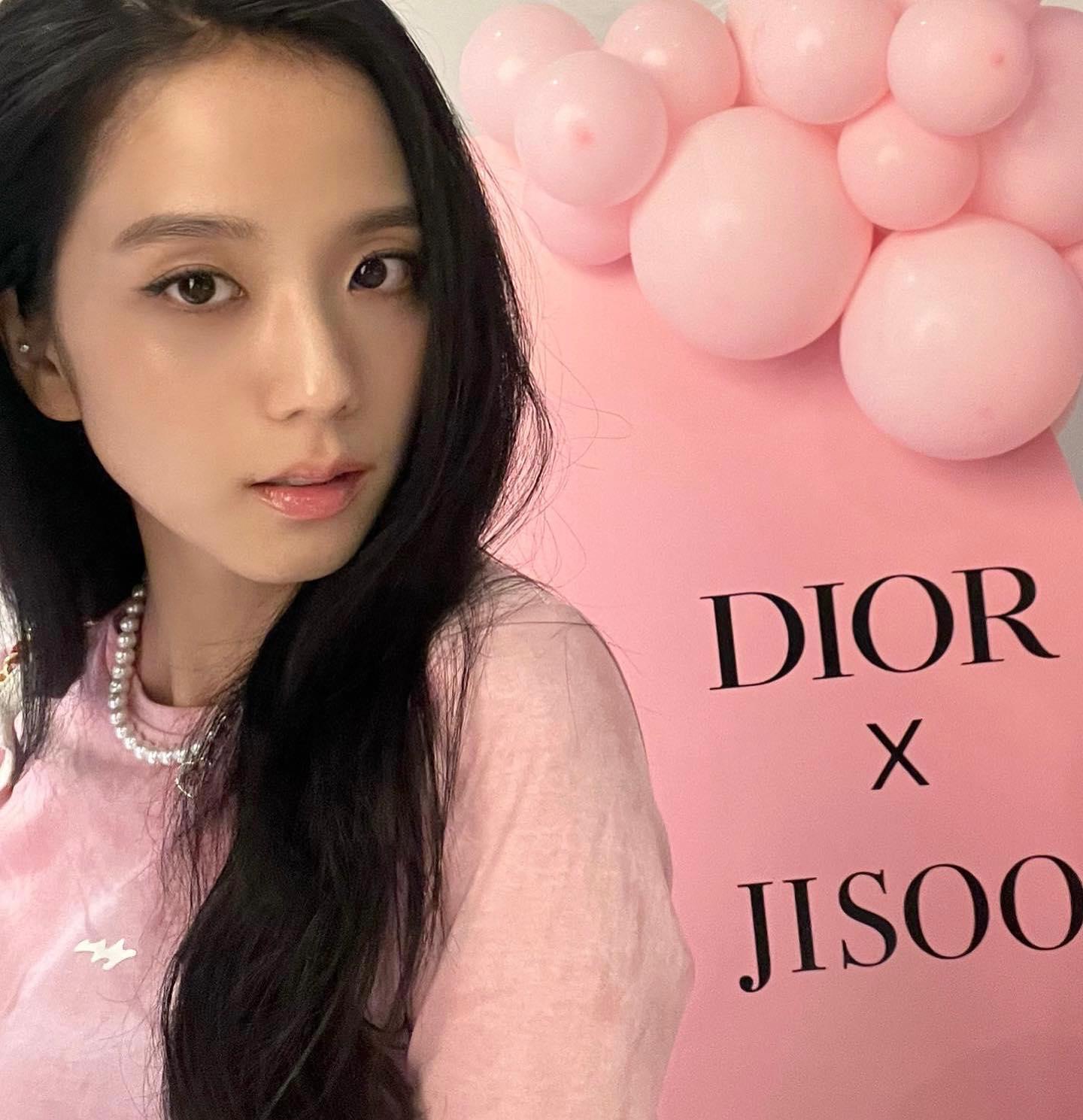 BLACKPINK / Jisoo / qenshizu Nude OnlyFans Vazamentos 1