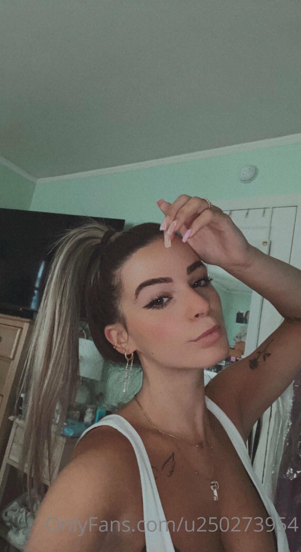 Kaitlyn Krems / Kaitlynkrems / kaitkrems Nude OnlyFans Vazamentos 1