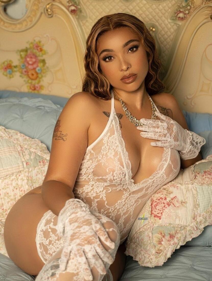 Kellogg Rochella / SimplyChella Nude OnlyFans Vazamentos 1
