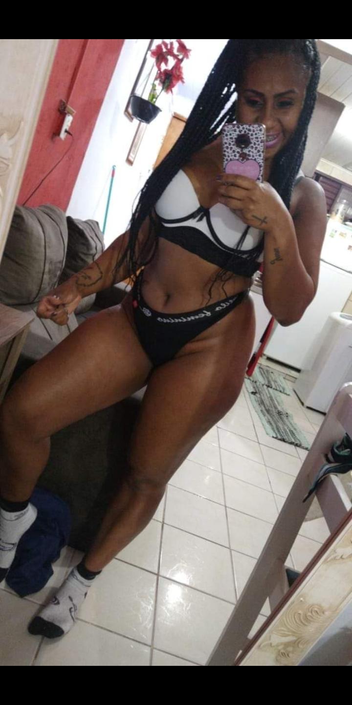 lauratavora Nude OnlyFans Vazamentos 1