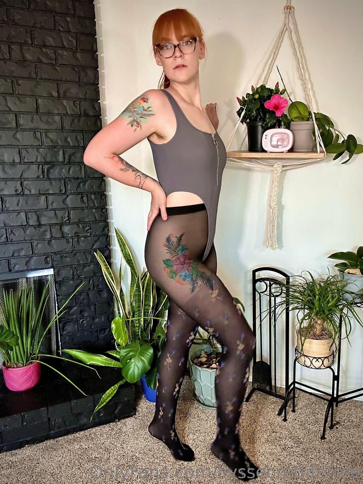 LivsSecretLife / livspantyhoseaddiction Nude OnlyFans Vazamentos 1