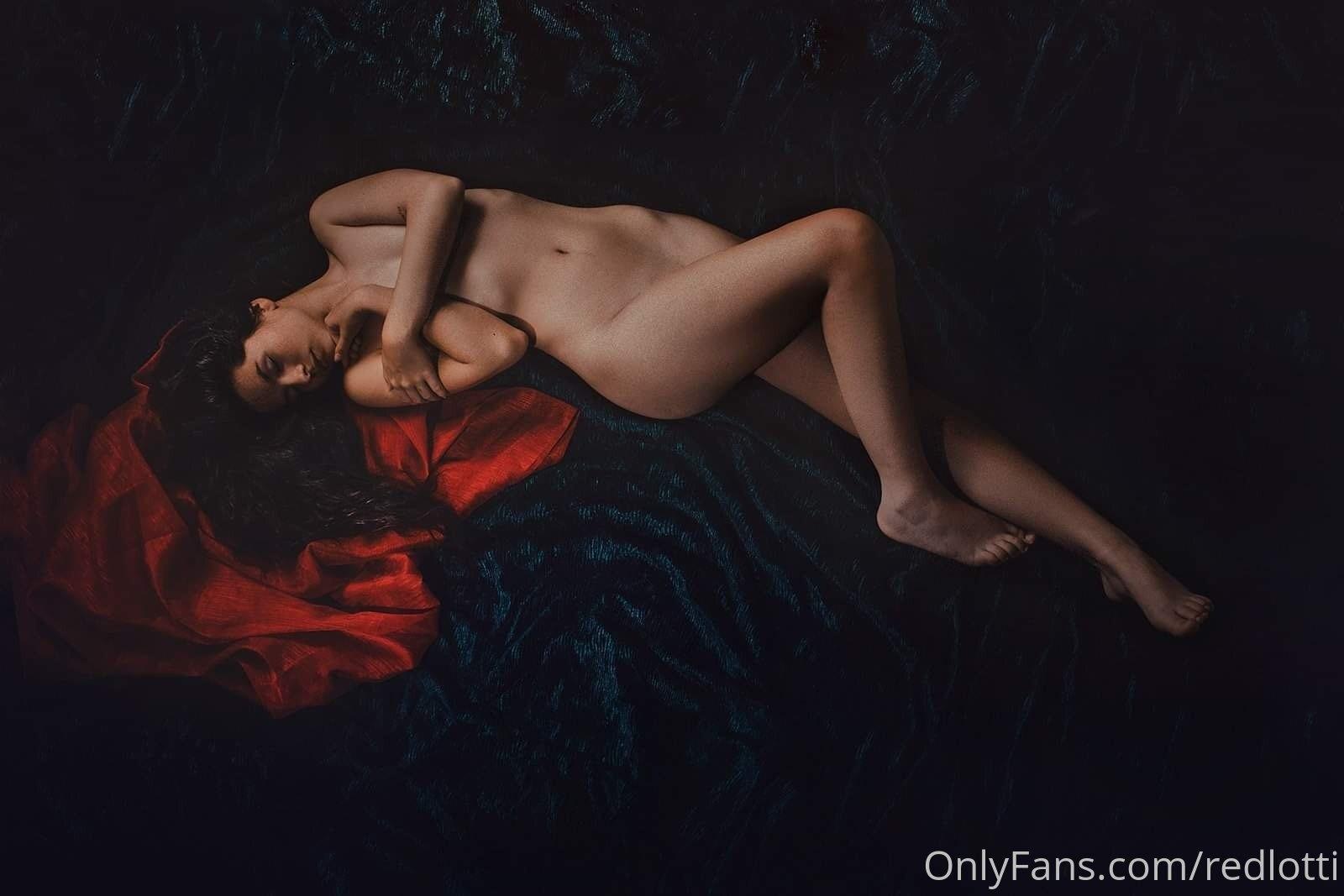 Lotti N / lorettasara_n / lorynem.nev.eth / lorynemeth / redlotti Nude OnlyFans Vazamentos 1