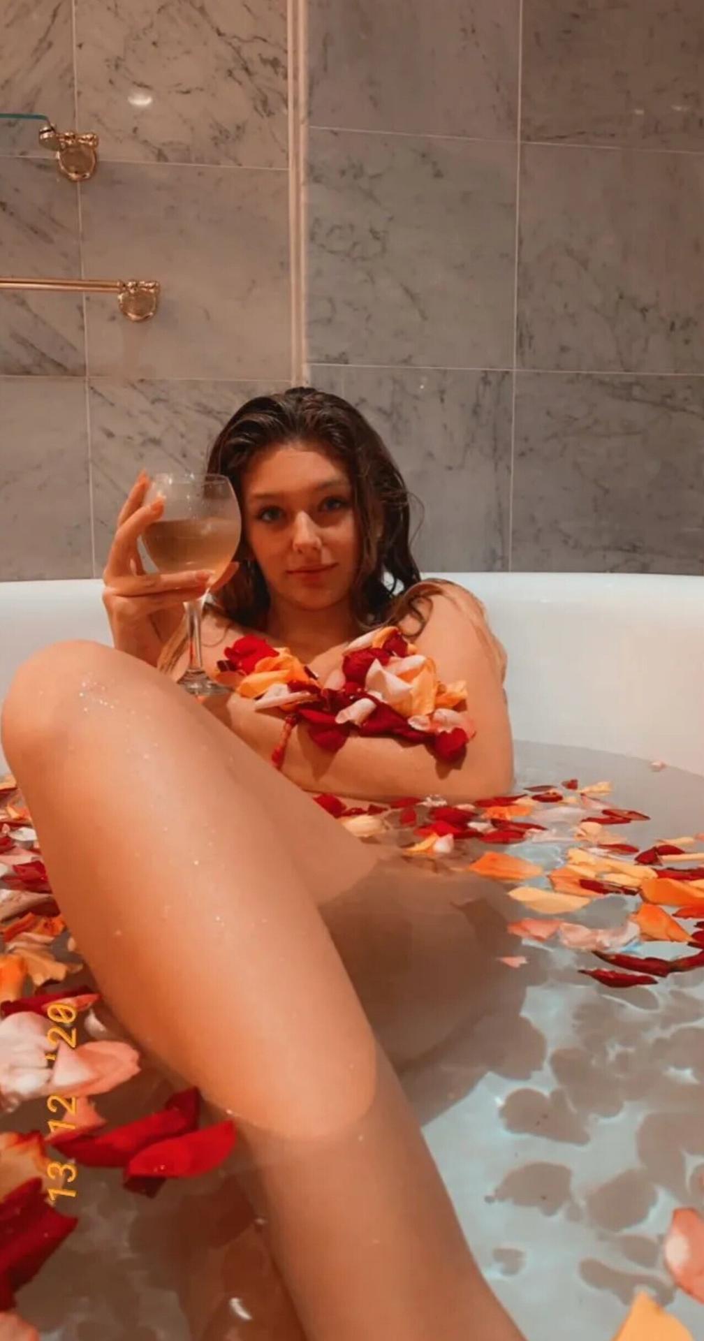 Lydia Renae / Slap_tastik / lydiagh0st Nude OnlyFans Vazamentos 1