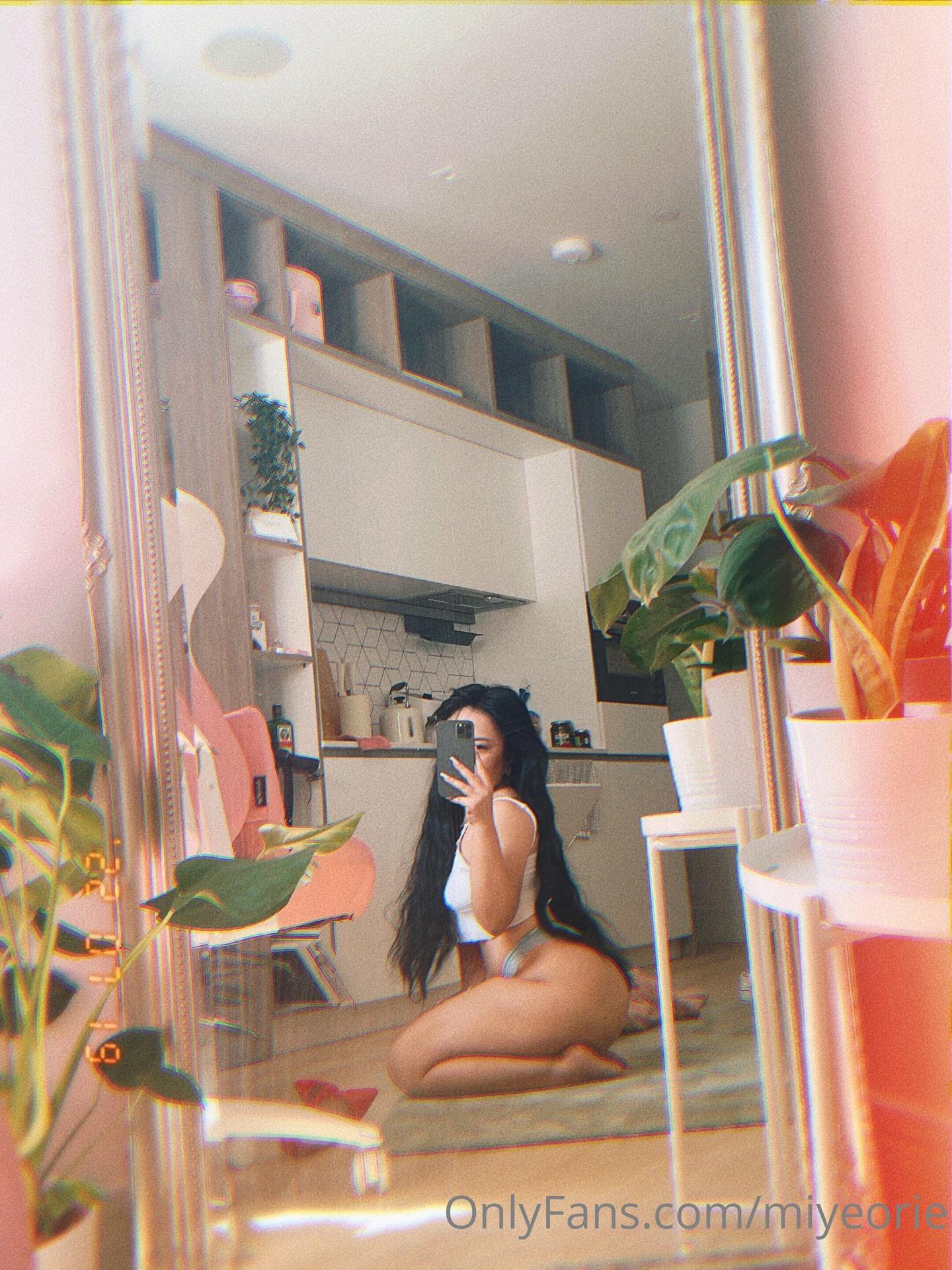 Vazamentos Nus de Miyeorie no OnlyFans 1