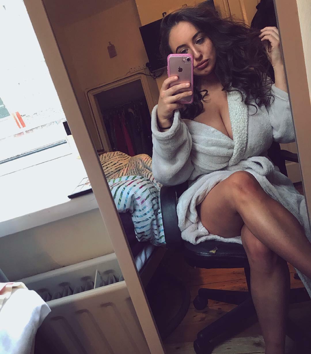 petratimea Nude OnlyFans Vazamentos 1