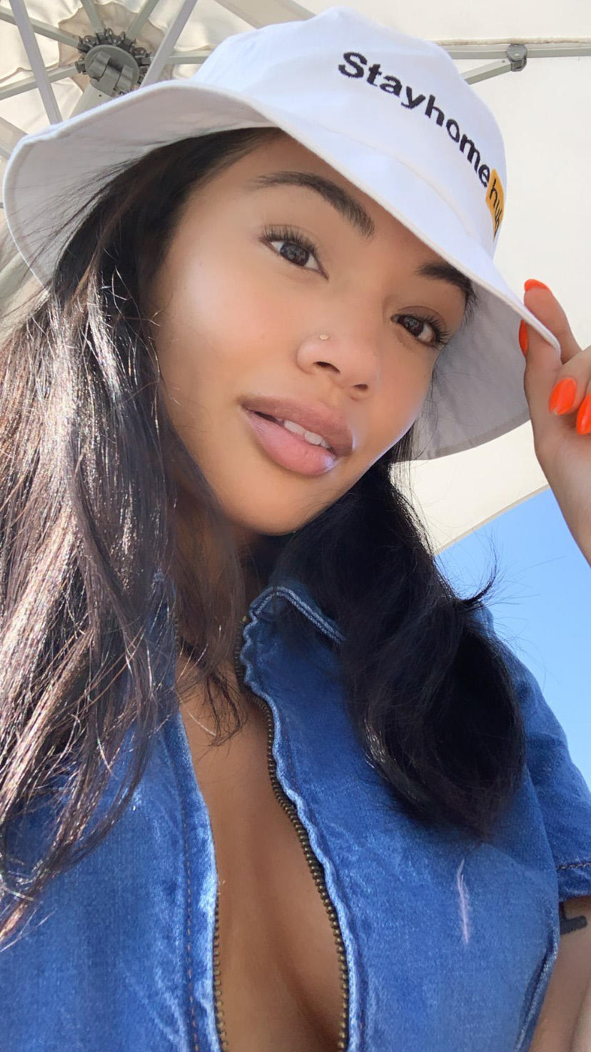Reyna Morena / enlightenedbimbo / morenareyna Nude OnlyFans Vazamentos 1