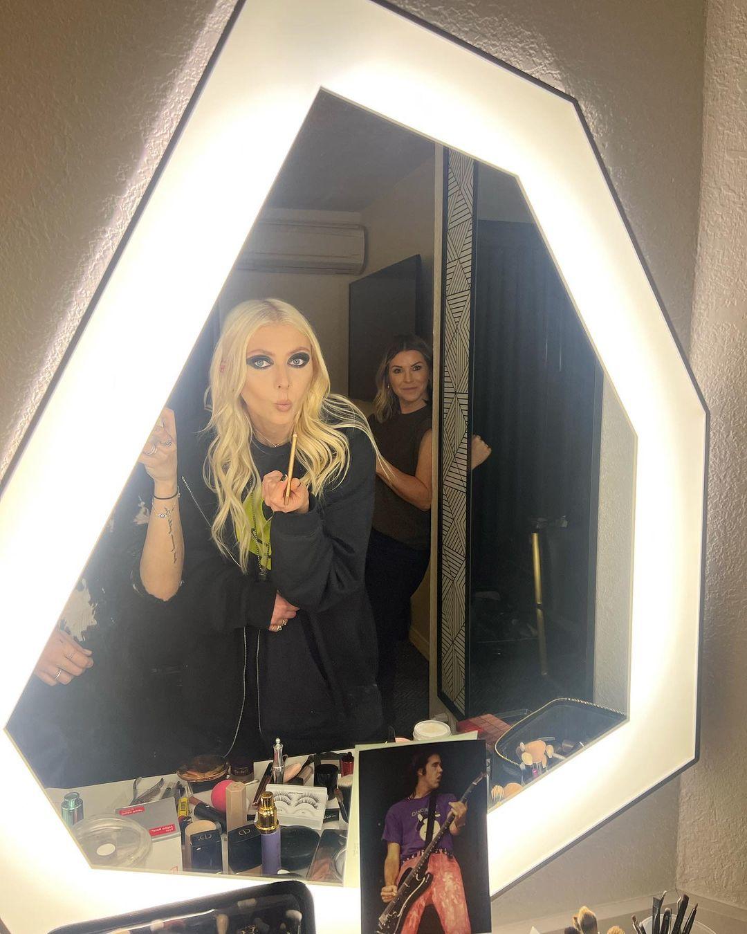 Taylor Momsen / aryelsoul Nude OnlyFans Vazamentos 1