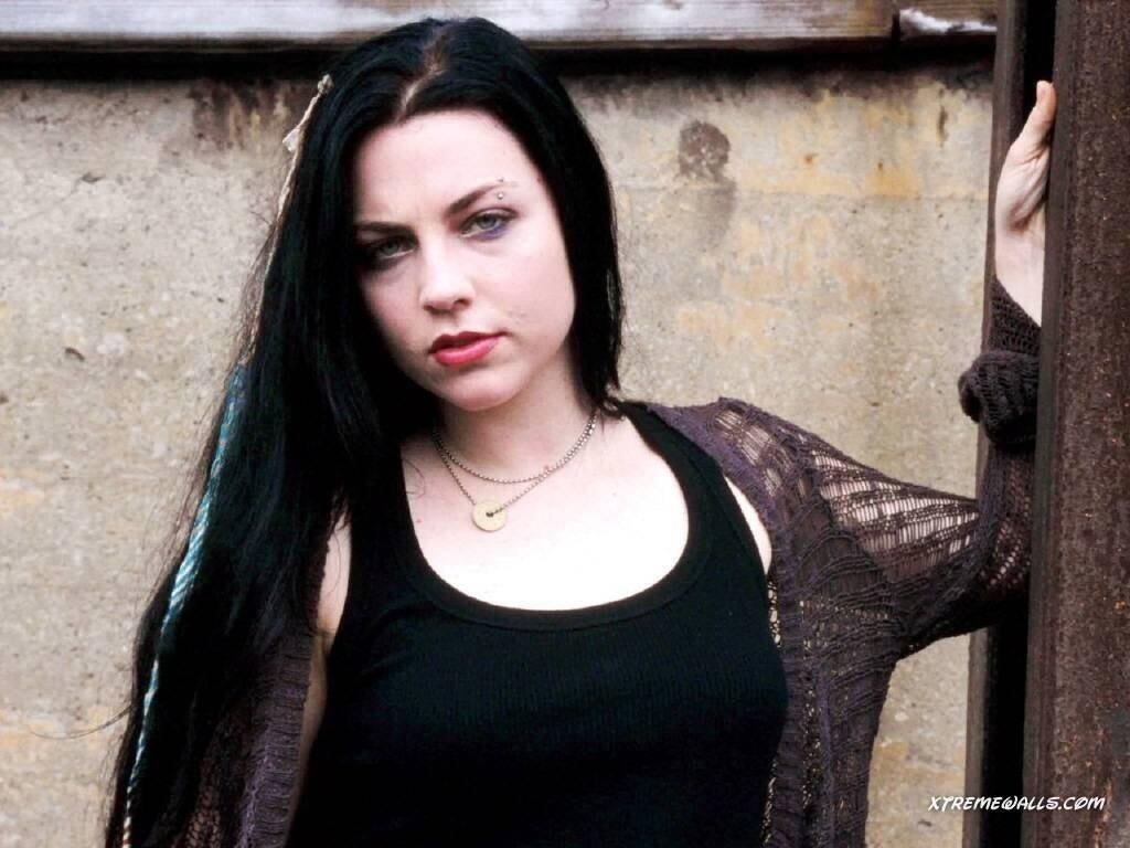 WomenMetal / thrashmetaldoll Nude OnlyFans Vazamentos 1