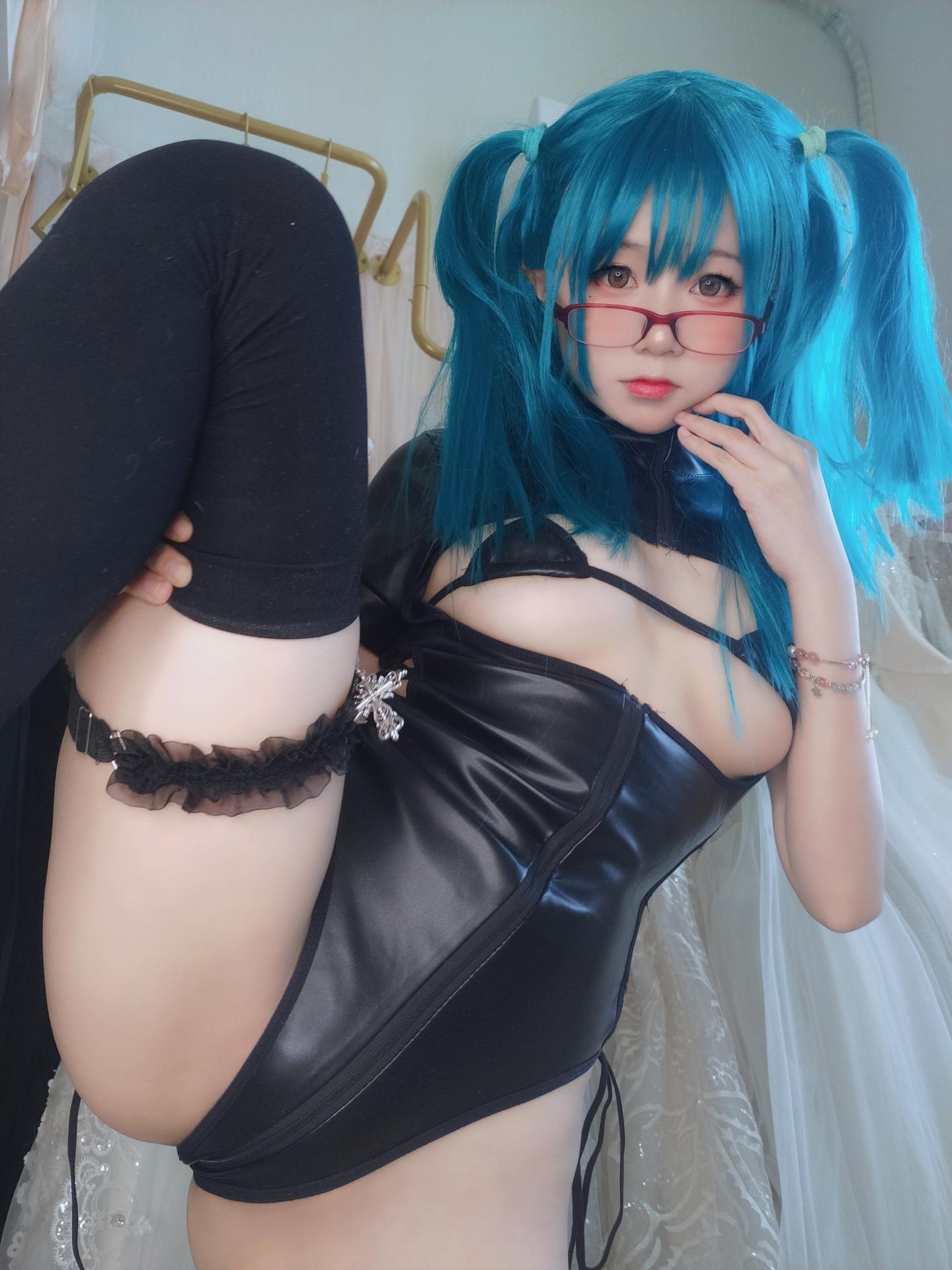 YaoYaoQwQ / yaoyaole / 軟妹搖搖樂w Vazamentos Nus do Patreon 1
