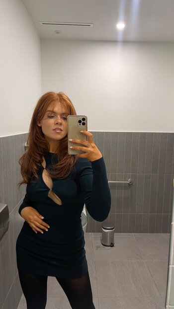basicBT / basicbratt / basicbt_ Vazamentos Nuas OnlyFans Foto 1