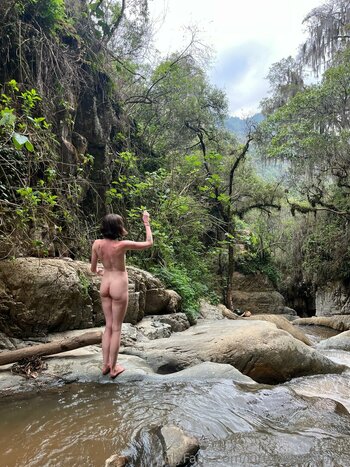 kittynippyhippie / littlenippyhippie Vazamentos Nuas OnlyFans Foto 22