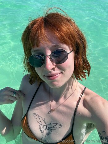 kittynippyhippie / littlenippyhippie Vazamentos Nuas OnlyFans Foto 31