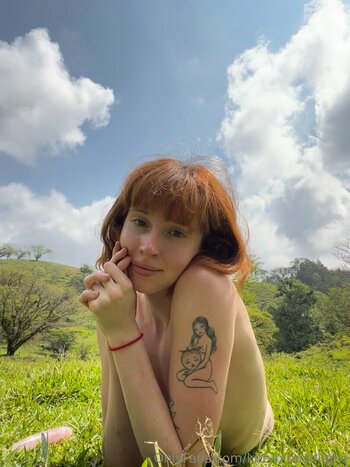 kittynippyhippie / littlenippyhippie Vazamentos Nuas OnlyFans Foto 37