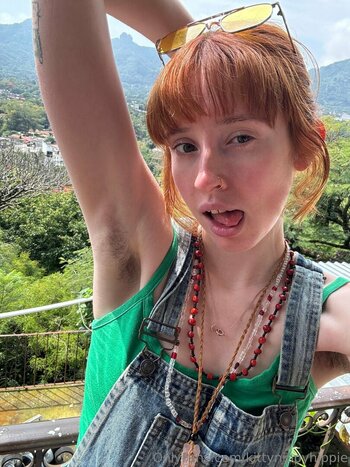 kittynippyhippie / littlenippyhippie Vazamentos Nuas OnlyFans Foto 42