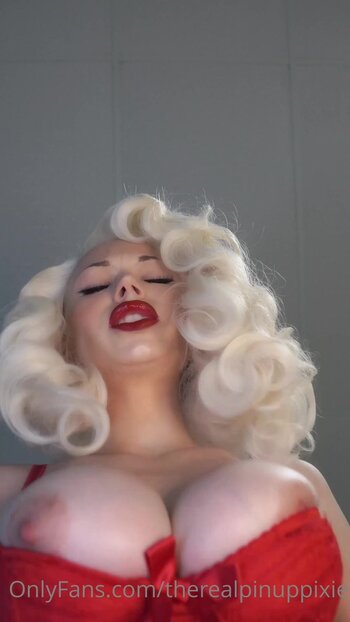 Pineup Pixie / Bianca Blakney 2 / pinuppixietm / therealpinuppixie Vazamentos Nuas OnlyFans Foto 22