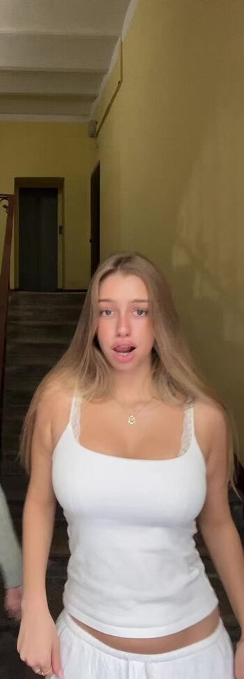 sofyaplotnikova / https: / xsofya_x Vazamentos Nuas Foto 10