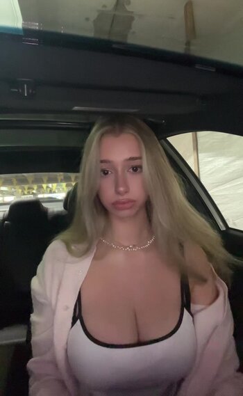 sofyaplotnikova / https: / xsofya_x Vazamentos Nuas Foto 14