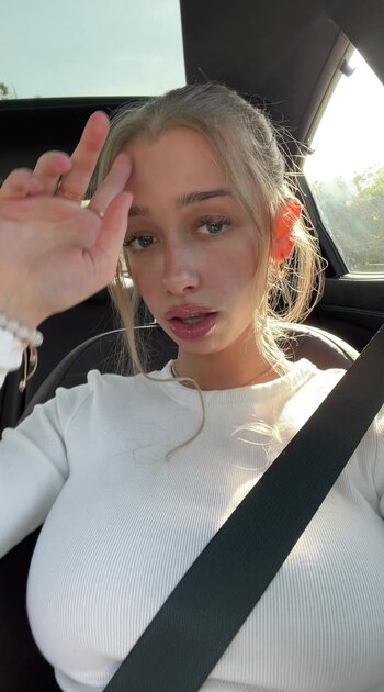 sofyaplotnikova / https: / xsofya_x Vazamentos Nuas Foto 21