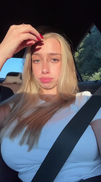 sofyaplotnikova / https: / xsofya_x Vazamentos Nuas Foto 22