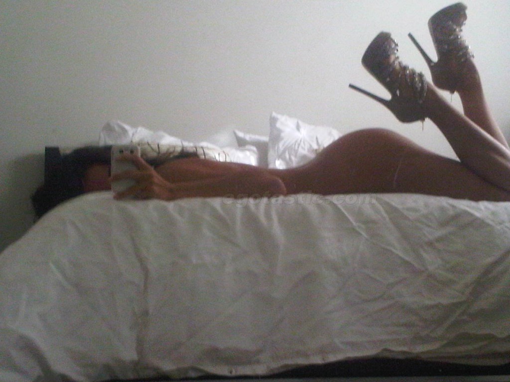 Leilani Dowding Nua 002