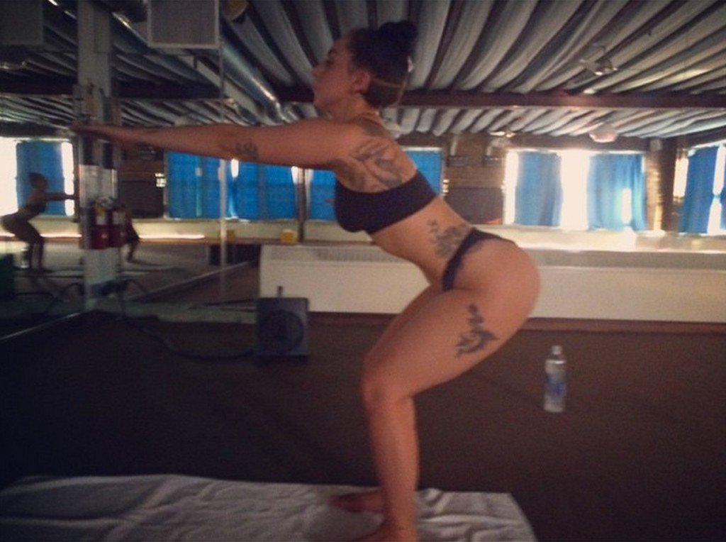 Bunda da Lady Gaga 02