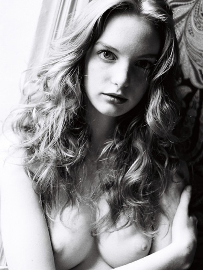 Clara Settje Nua 09