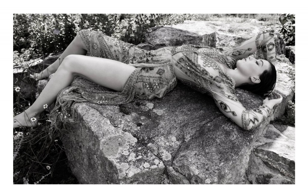 Daisy Lowe Nua 07