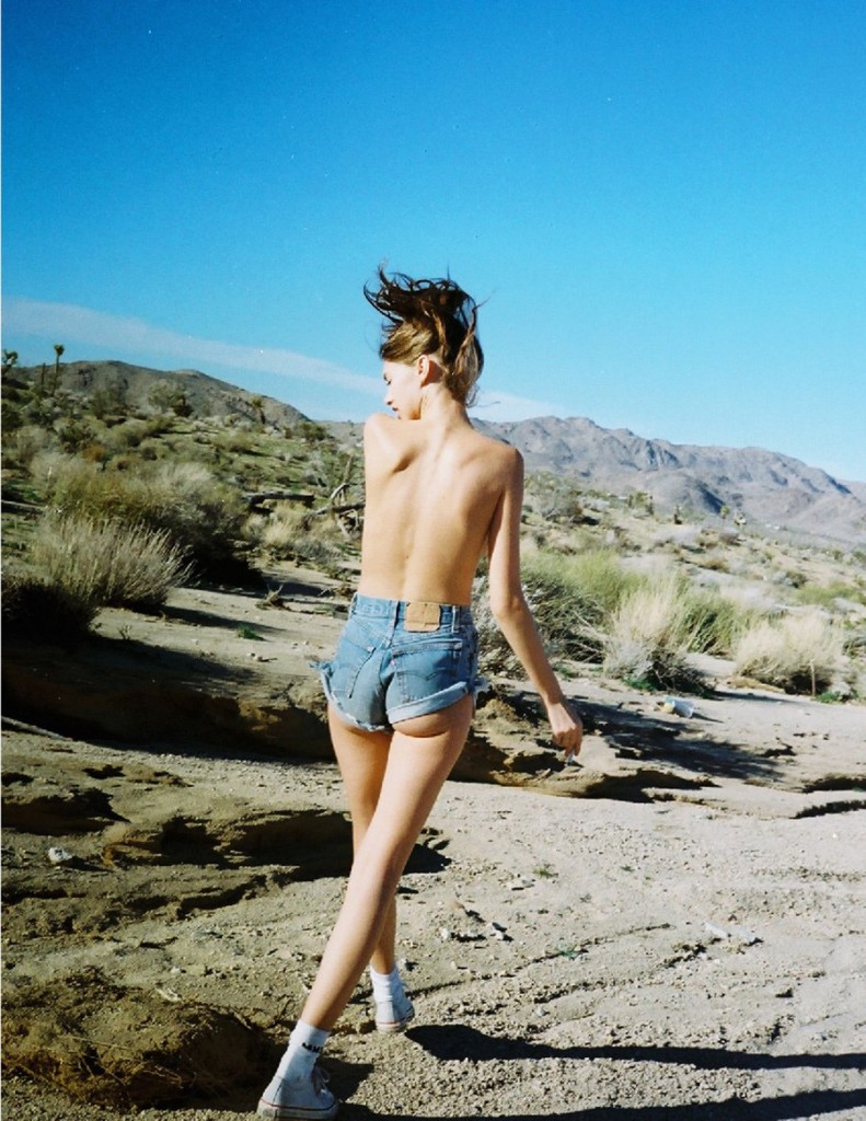 Yulia Rose Topless 02