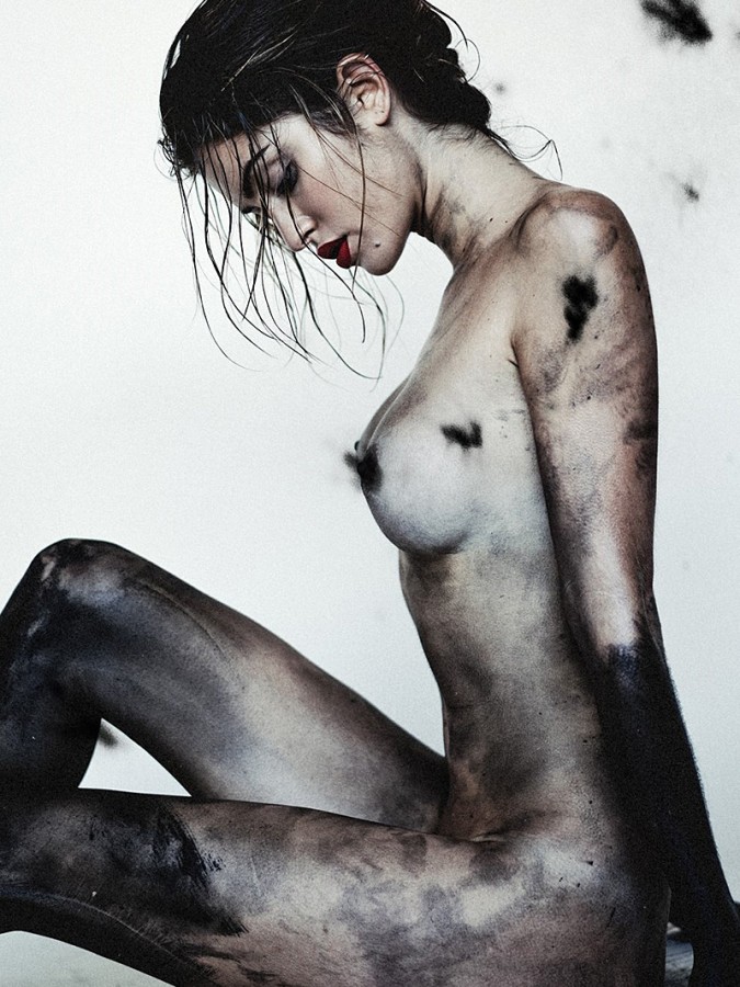 Jehane-Paris-Topless-In-Mud-By-Kesler-Tran-03-675x900