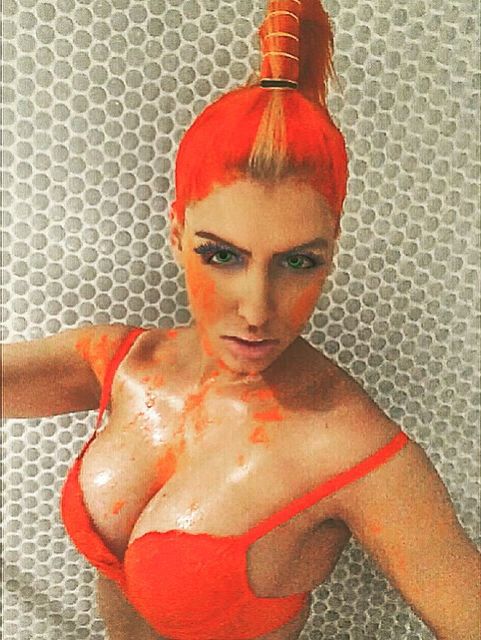 Gabi-Grecko-Sexy-2