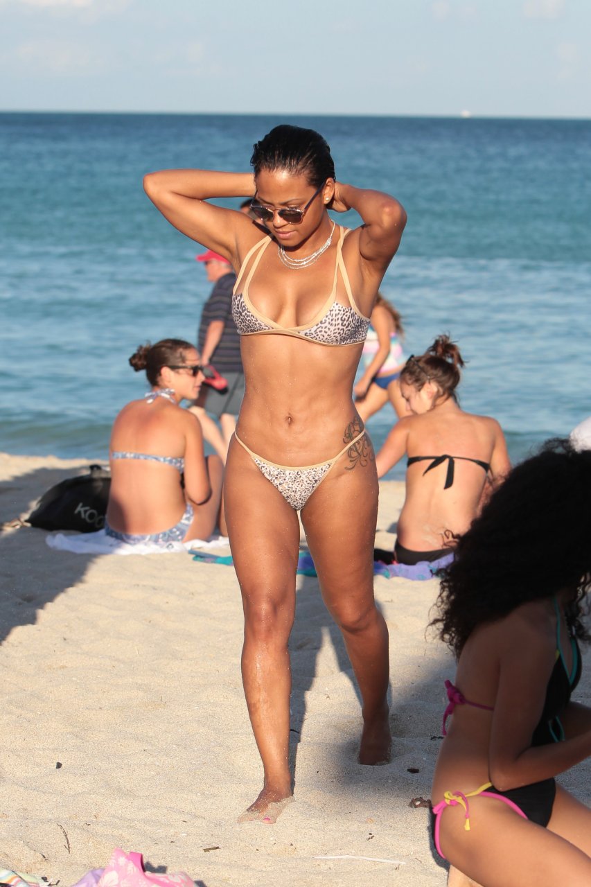 Christina-Milian-in-a-Bikini-3