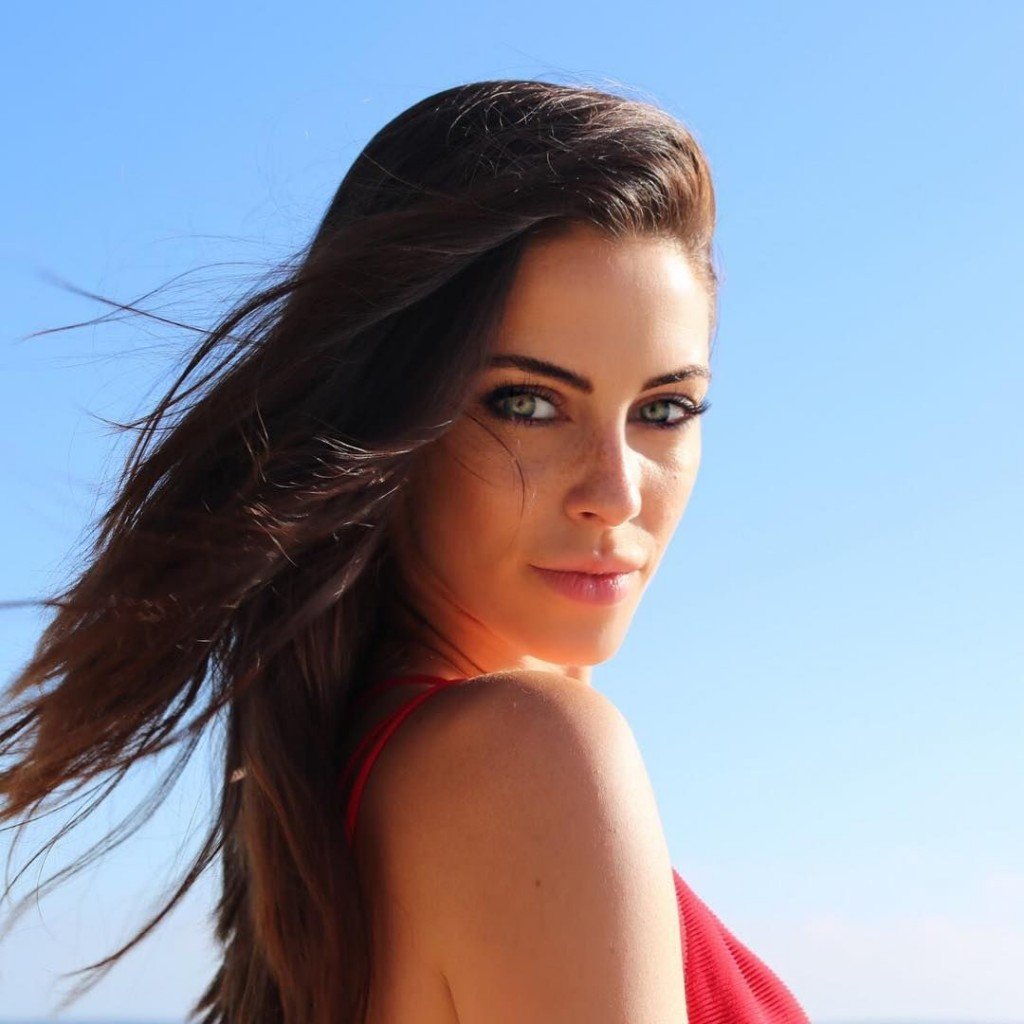 Jessica-Lowndes-Sexy-6