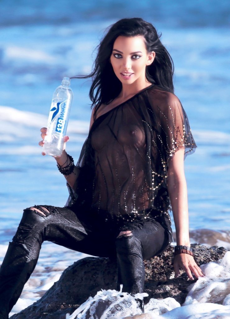 Amanda Geores See Through-Photos-20