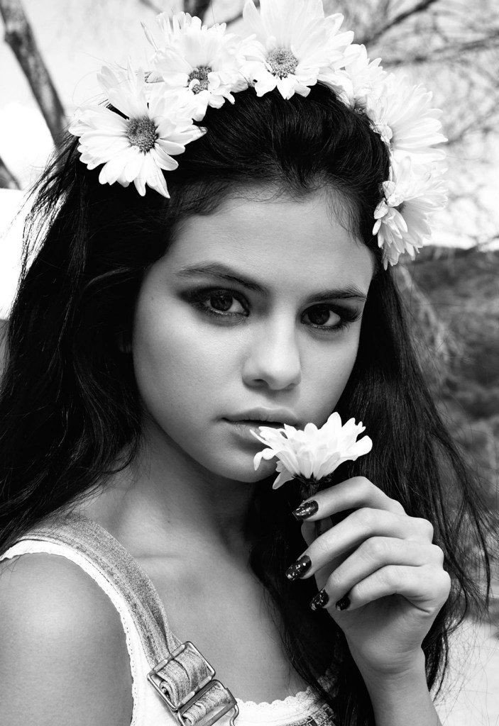Selena-Gomez-Sexy-5