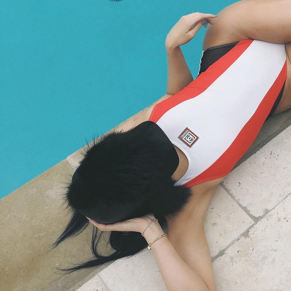 Kylie Jenner Sexy 1