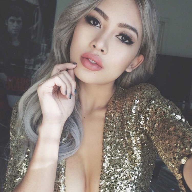 Amy Pham Sexy 20