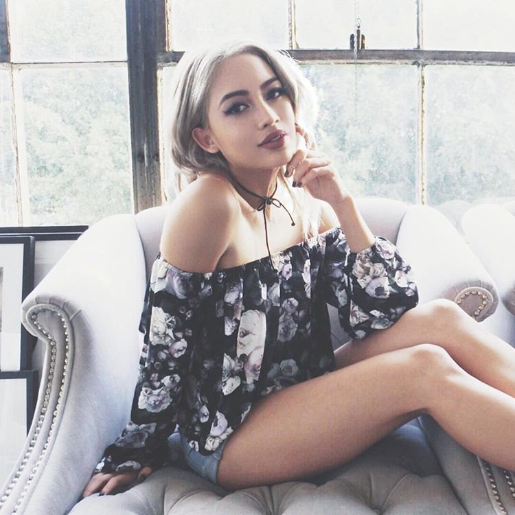 Amy Pham Sexy 27