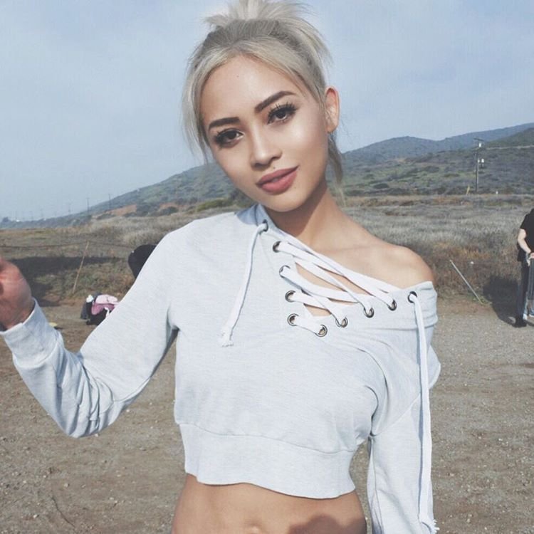 Amy Pham Sexy 28
