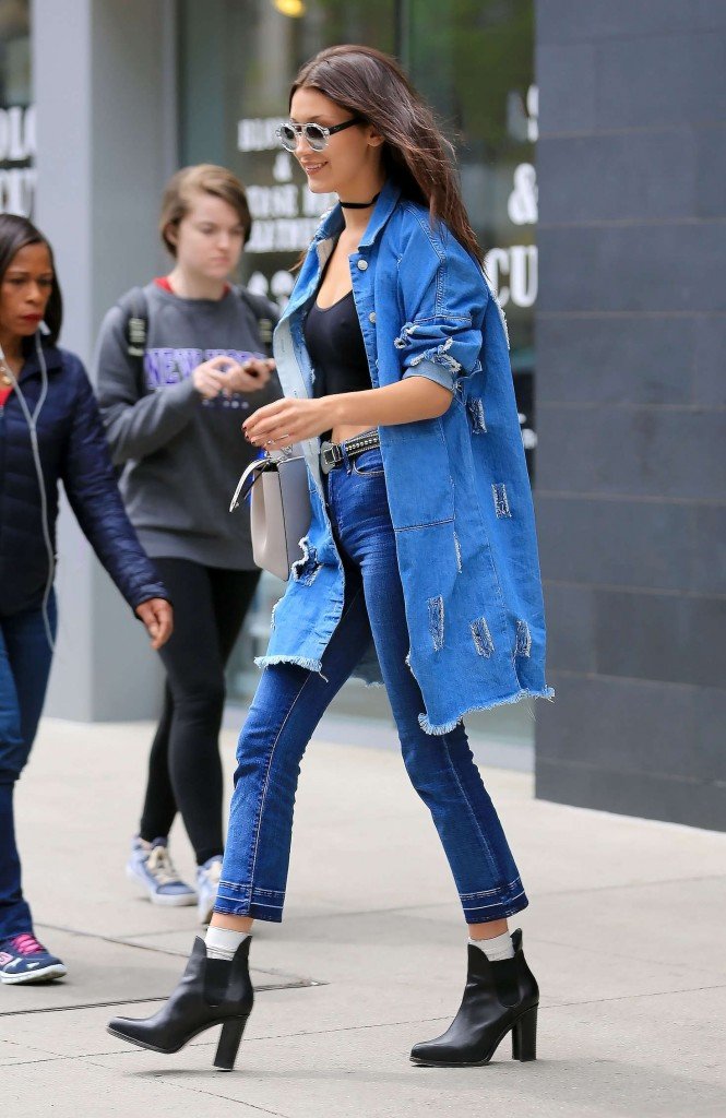 Bella Hadid Sexy 3