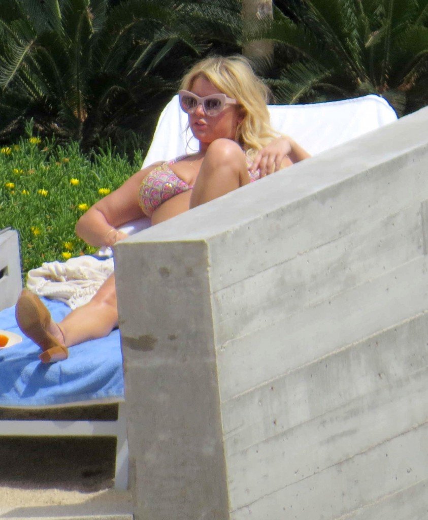 Jessica Simpson Sexy 11