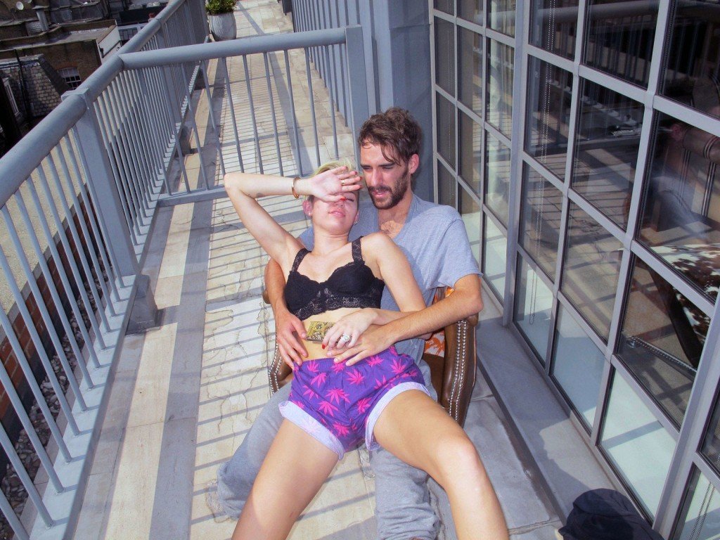 Miley Cyrus Vazou 14