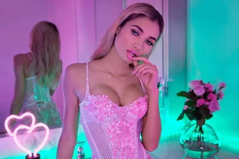 Pia Mia Perez Sexy 5