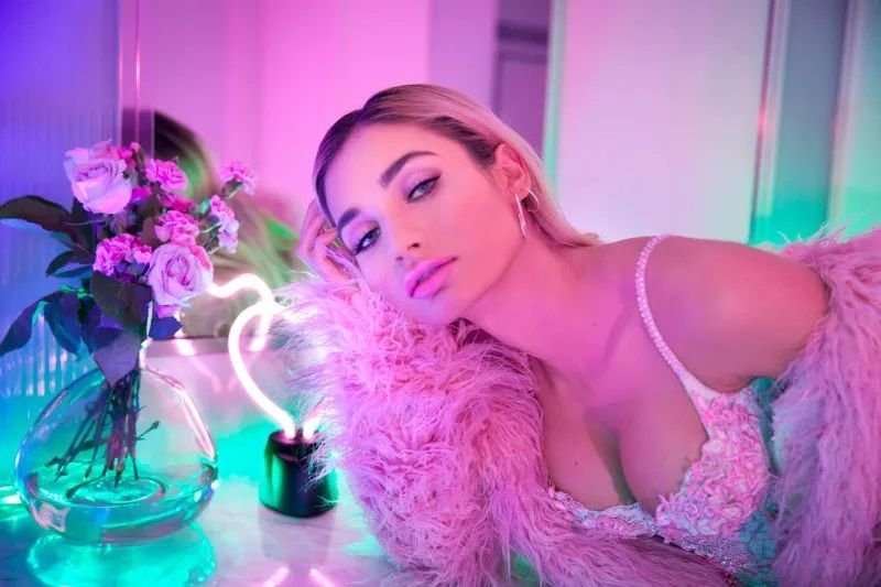 Pia Mia Perez Sexy 6